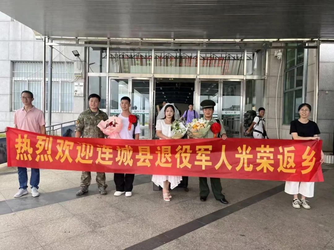 戎歸故里！連城縣溫情迎接退役軍人返鄉